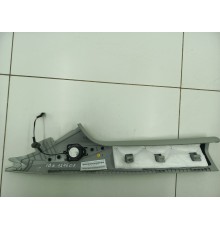 обшивка стойки передняя правая