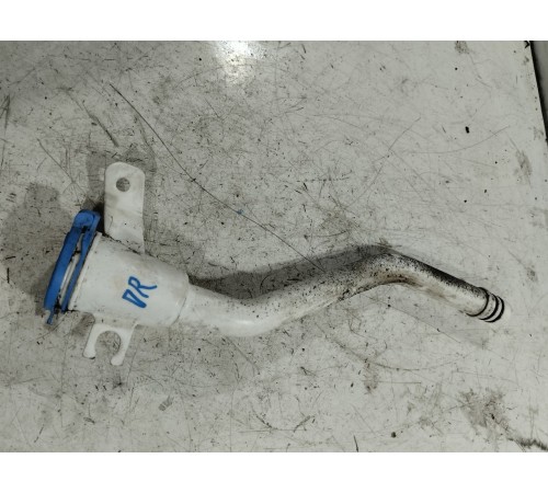 Горловина бочка омывателя