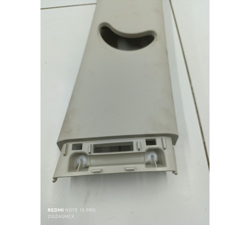 Накладка центральной стойки правая верхняя