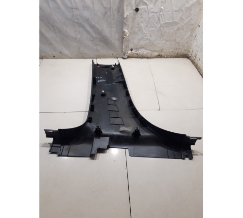 Обшивка центральной стойки(правая нижняя)