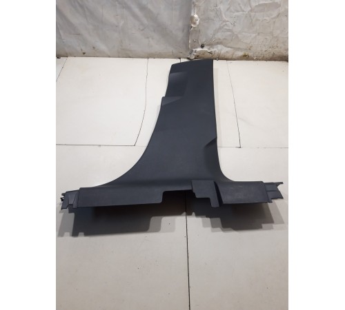 Обшивка центральной стойки(правая нижняя)