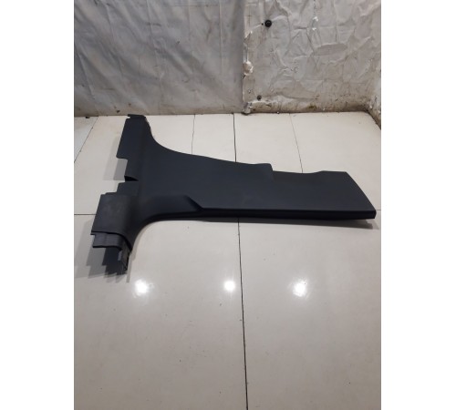 Обшивка центральной стойки(правая нижняя)