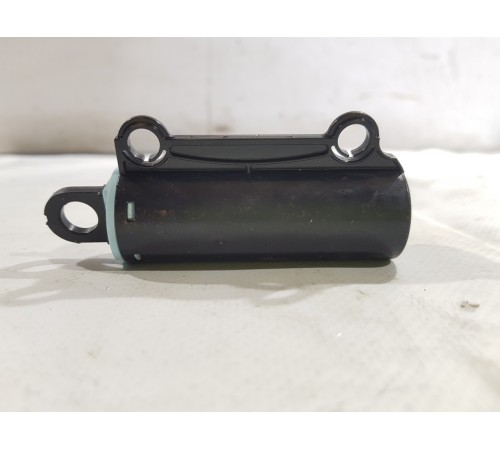 Амортизатор бардачка привод