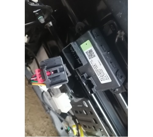 Сиденье переднее левое