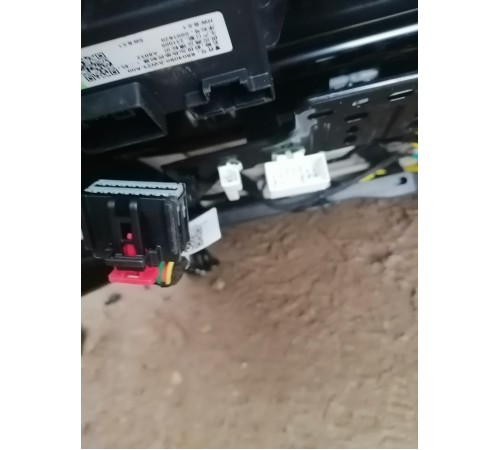 Сиденье переднее левое