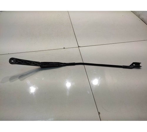 Поводок стеклоочистителя (передний, левый)