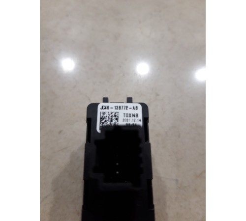 Кнопка отключения внутреннего освещения