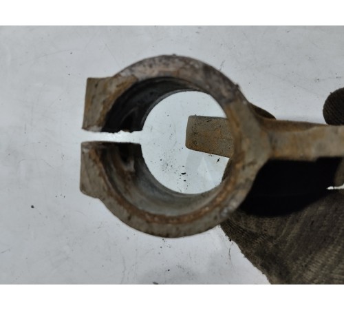 Вилка амортизатора(передний правый)