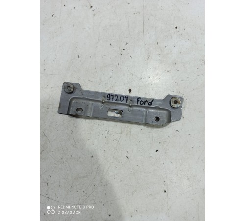 кронштейн ручки салона левый