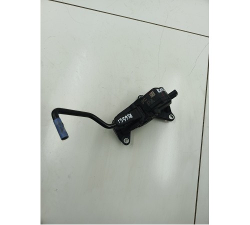 Педаль акселератора