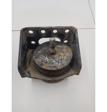 Опора подушка двигателя передняя левая