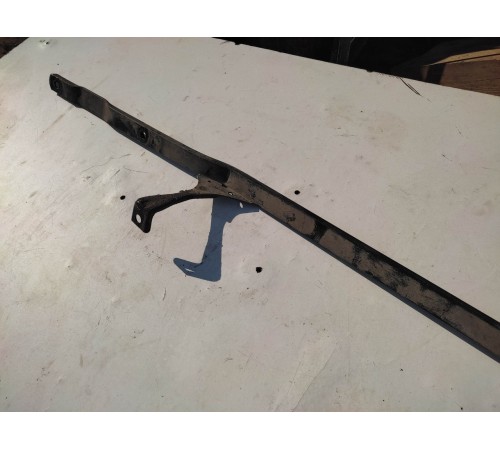 Распорка кузова правая