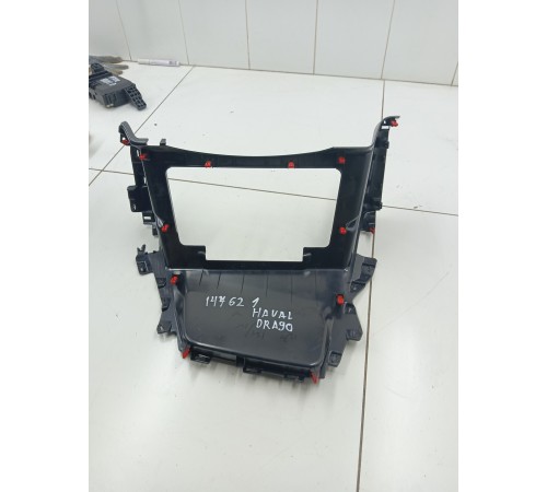 Накладка центральной консоли передняя