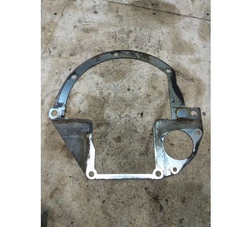 Прокладка между мотором и кпп