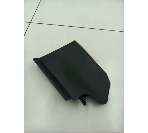 Накладка центральной консоли левая