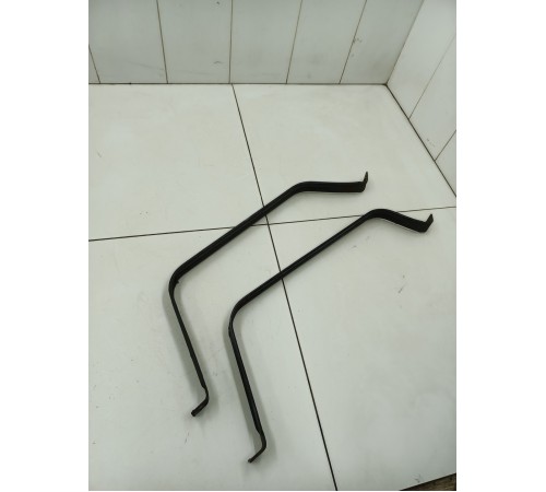 Крепление топливного бака 2шт