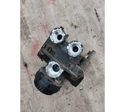 Кран тормозной