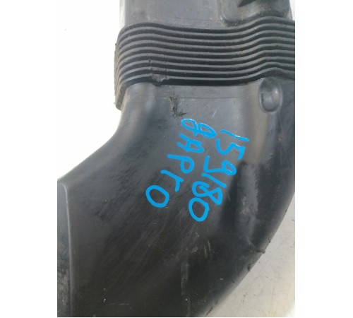 Патрубок воздушного фильтра впускной