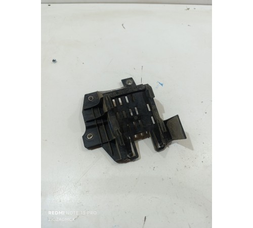 Кронштейн блока слепых зон задний левый