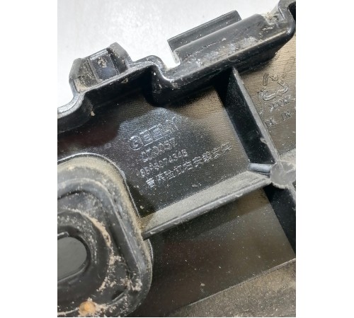 Кронштейн заднего бампера правый