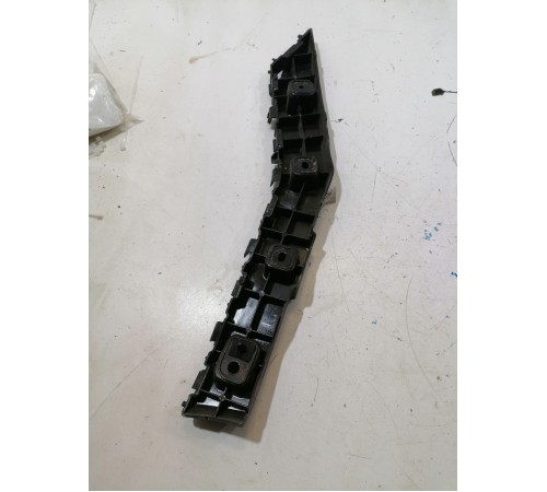 Кронштейн заднего бампера правый