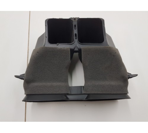 Воздуховод салона