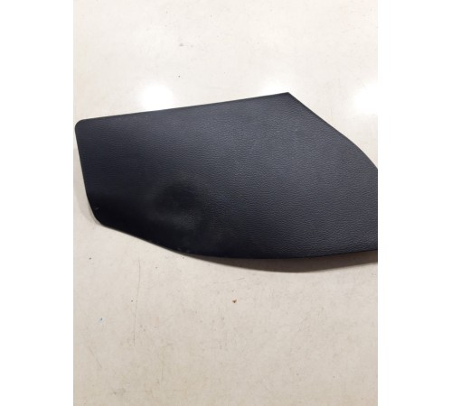 Накладка центральной консоли (левая)