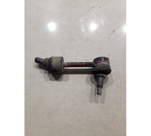 Стойка стабилизатора задняя правая