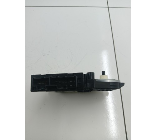 Моторчик стеклоподьемника передний правый