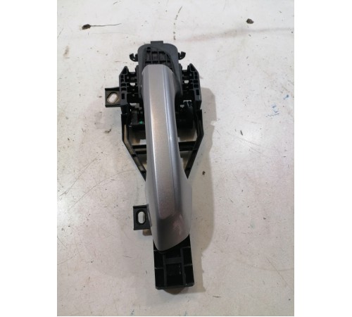 Ручка двери задняя правая наружная