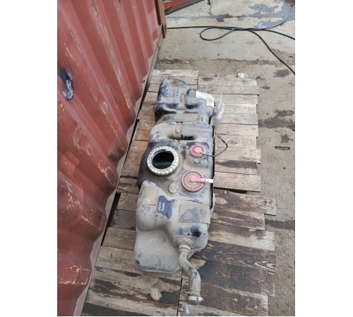 Бак топливный