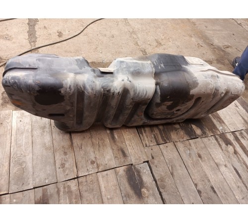 Бак топливный