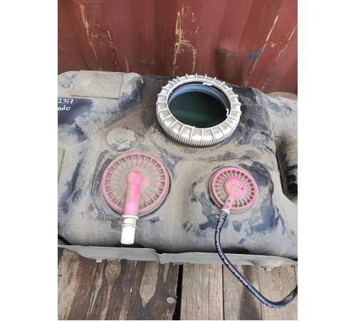 Бак топливный