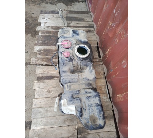 Бак топливный