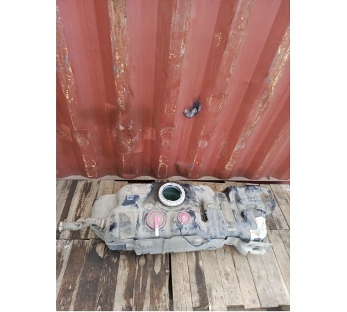 Бак топливный