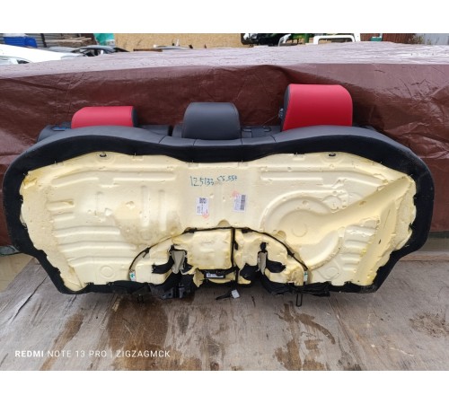 Задний ряд сидений