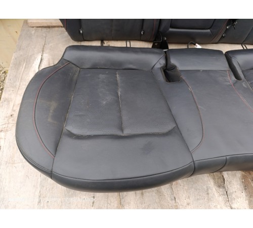 Задний ряд сидений