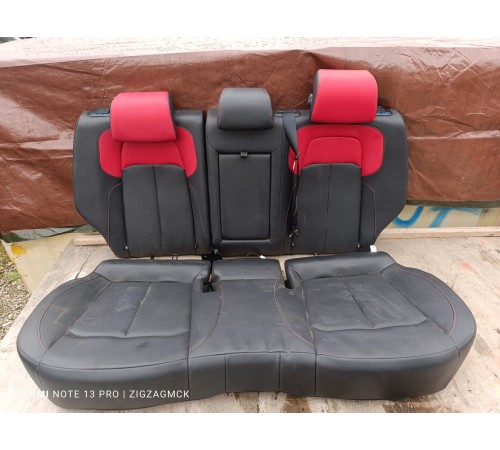 Задний ряд сидений