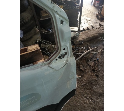 Дверь передняя правая