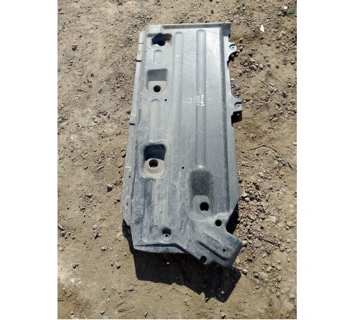 Защита днища левая