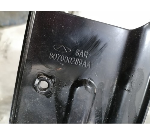 Крепление аккумулятора