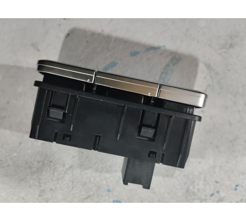 Кнопка аварийной сигнализации