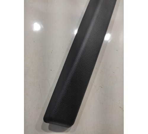 Накладка багажника