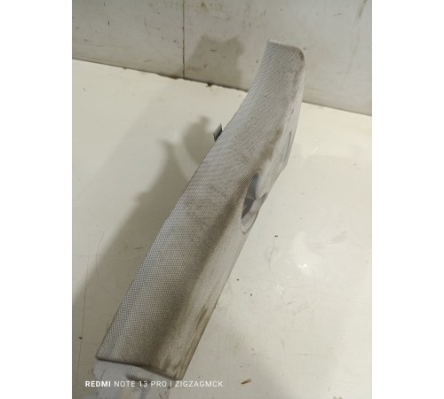 Обшивка центральной стойки левая верхняя