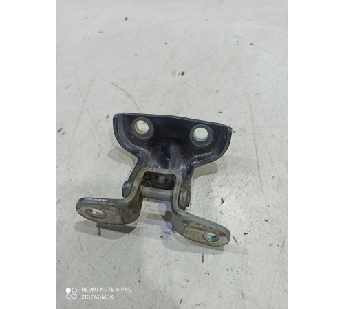 Петля двери(задняя левая верхняя)