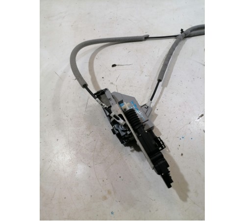 Замок двери задний правый