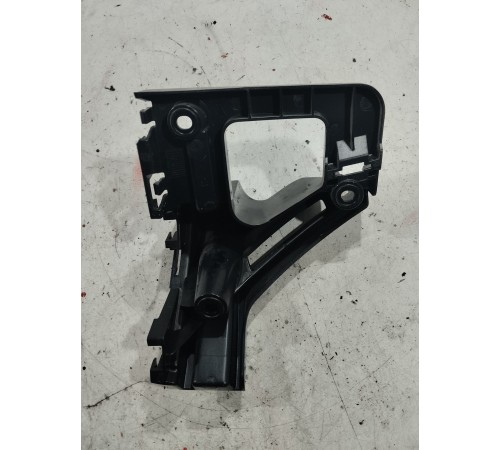 Кронштейн(крепление) заднего бампера правый