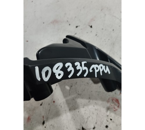 Кронштейн(крепление) заднего бампера правый