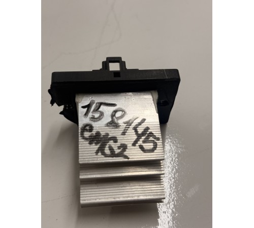 Резистор отопителя (печки)