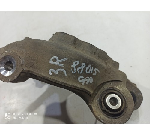 Кулак поворотный(задний правый)